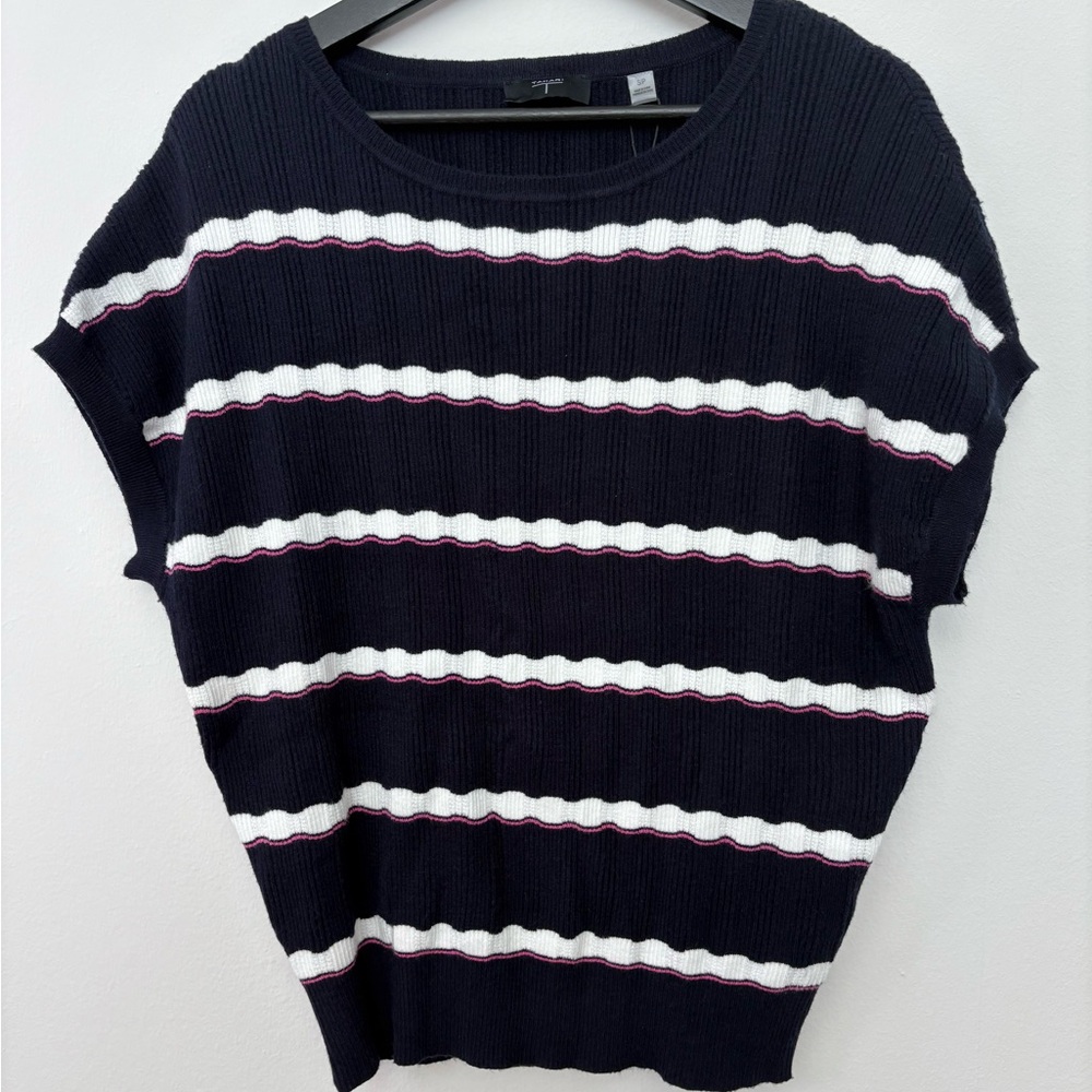 NWT Tahari Navy Blue and White Women’s Sweater Size S/P sku#B2